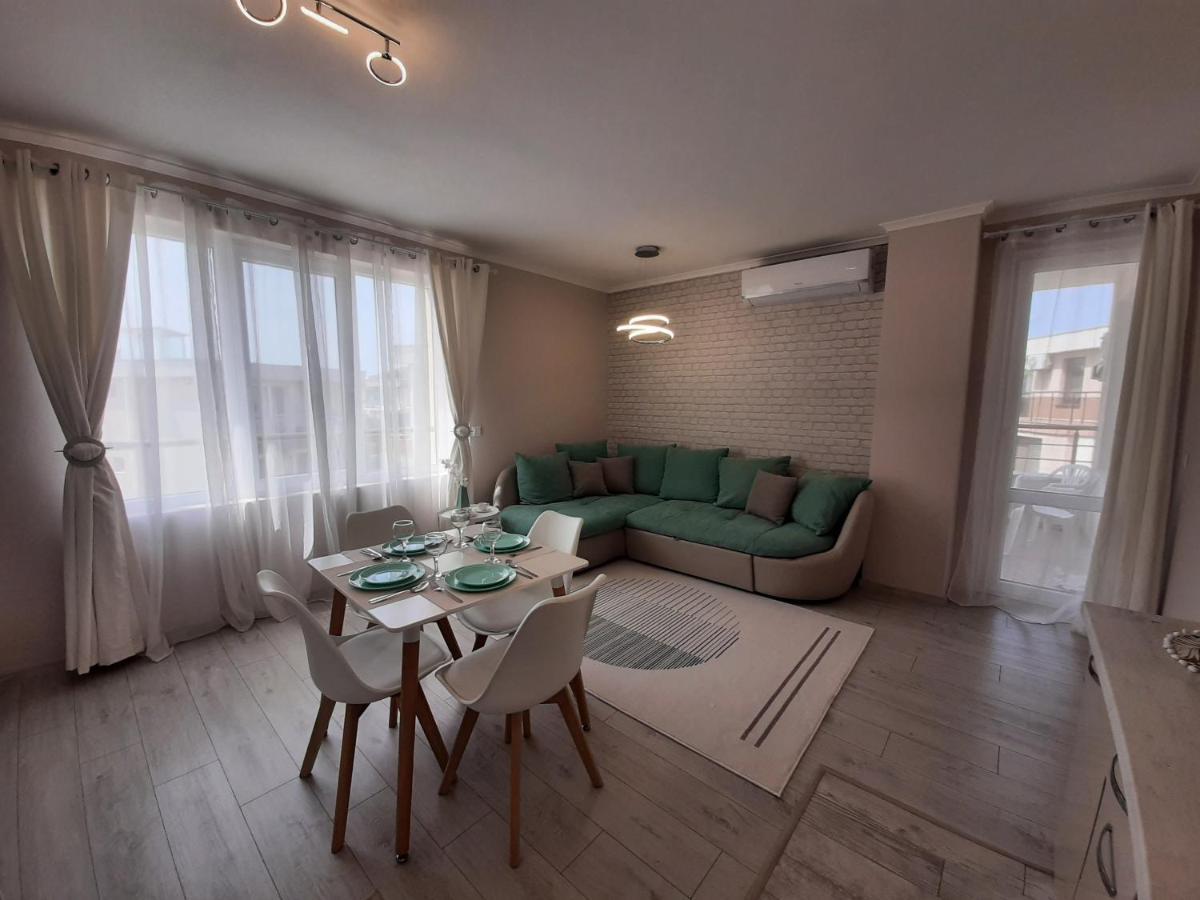 Wave Apartment Burgas City Exteriér fotografie