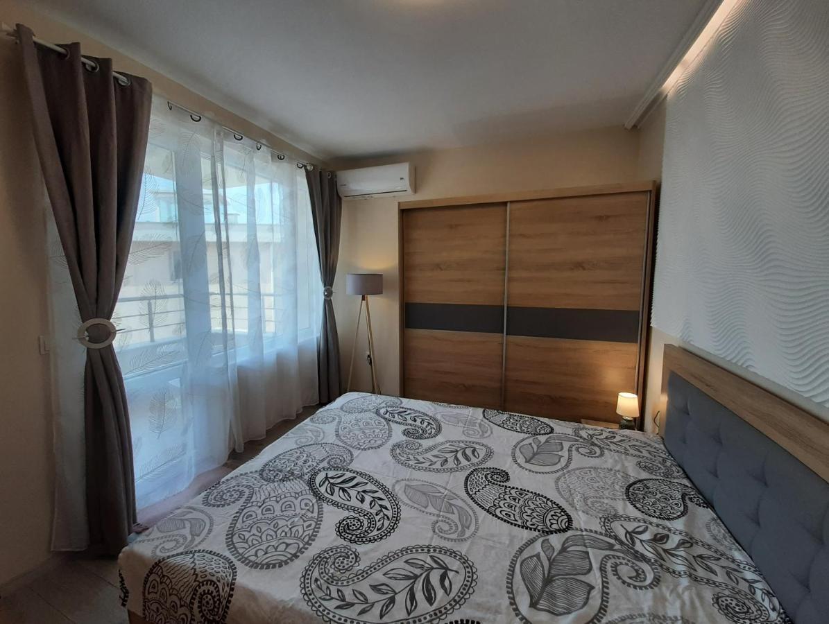 Wave Apartment Burgas City Exteriér fotografie